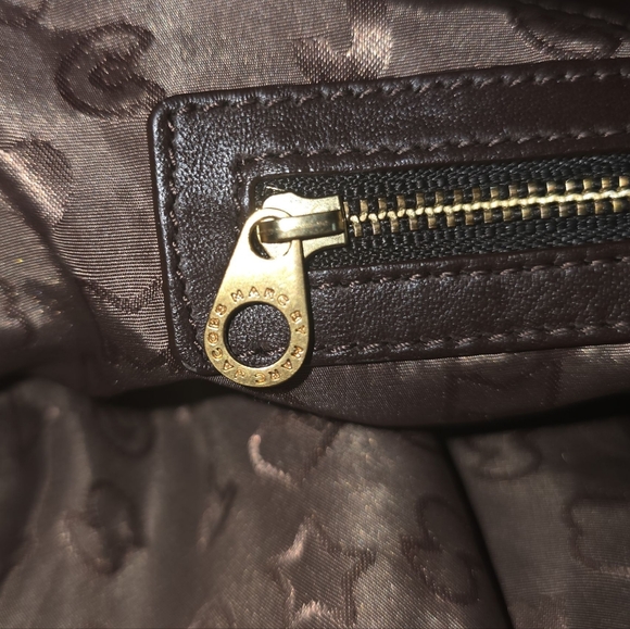 Marc By Marc Jacobs Totally Turnlock Teri Brown Patent Leather Shoulder Bag - Picture 13 of 14